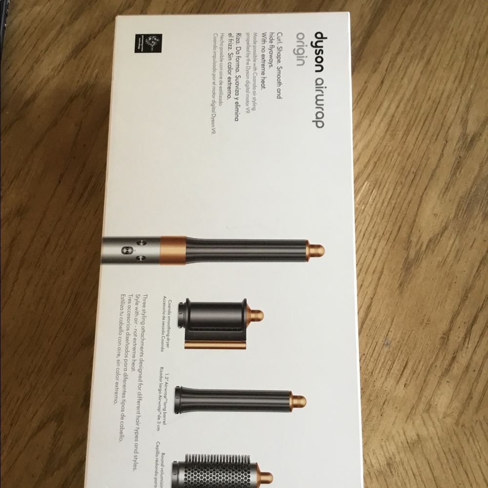 Dyson Air Wrap